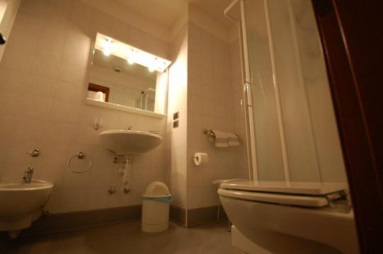 Albergo Ponte Vecchio Черноббио Номер фото